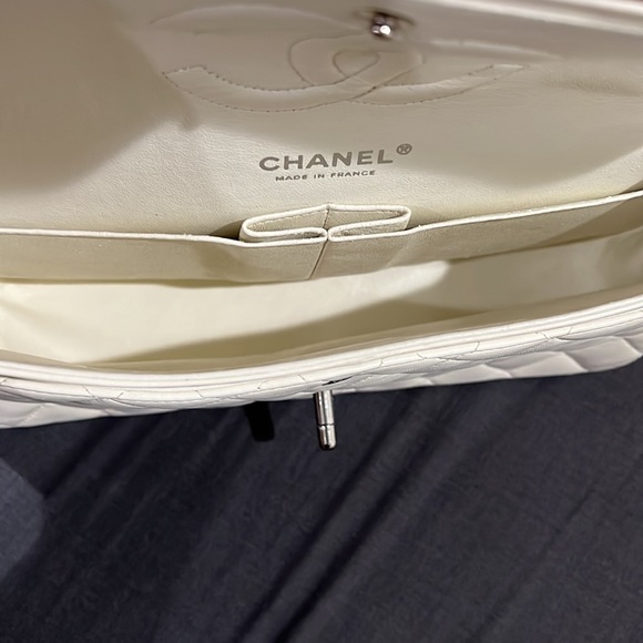 Chanel White Medium SHW Double Classic Flap in Lambskin - Picture 11 of 17